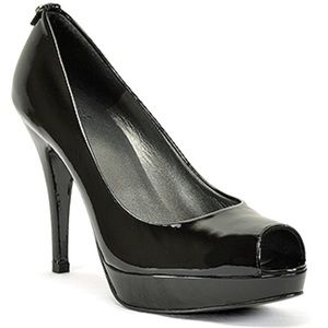 Stuart Weizman patent open toe heels